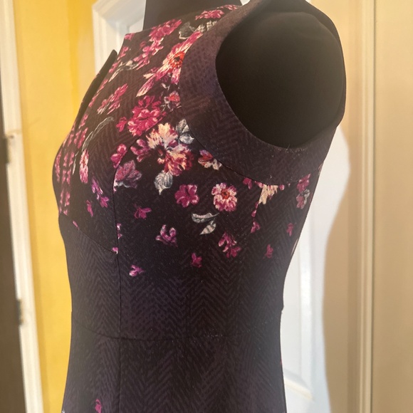 Dress - Picture 6 of 12